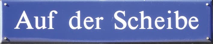 S12 Auf Der Scheibe Strassenschild